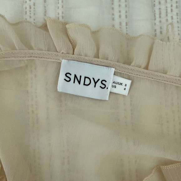 Sheer Cream Ruffle Blouse - Picture 5 of 5